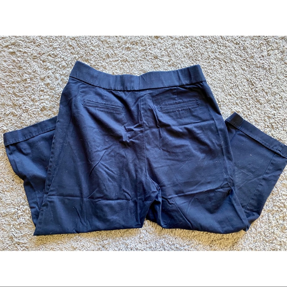 Navy capris. - Picture 2 of 5